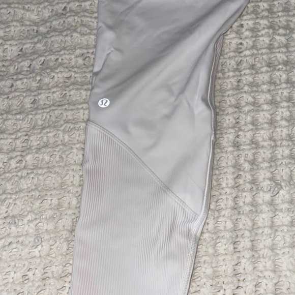 Lululemon Athletica New Ambition white and gold Leggings - Picture 3 of 10